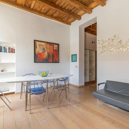 Modern Apartment In Campo De Fiori Rome Bagian luar foto