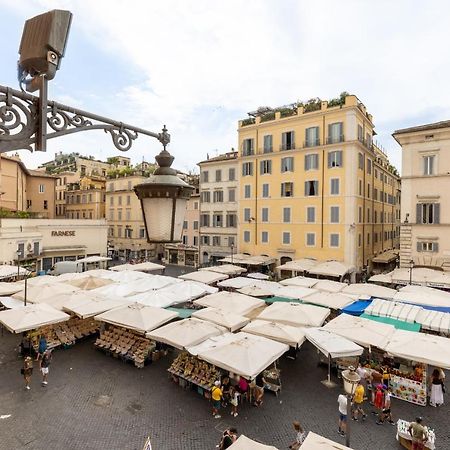 Modern Apartment In Campo De Fiori Rome Bagian luar foto