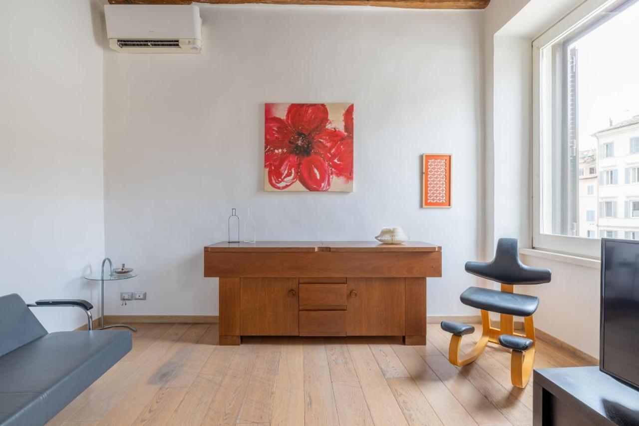 Modern Apartment In Campo De Fiori Rome Bagian luar foto
