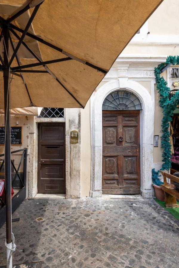 Modern Apartment In Campo De Fiori Rome Bagian luar foto